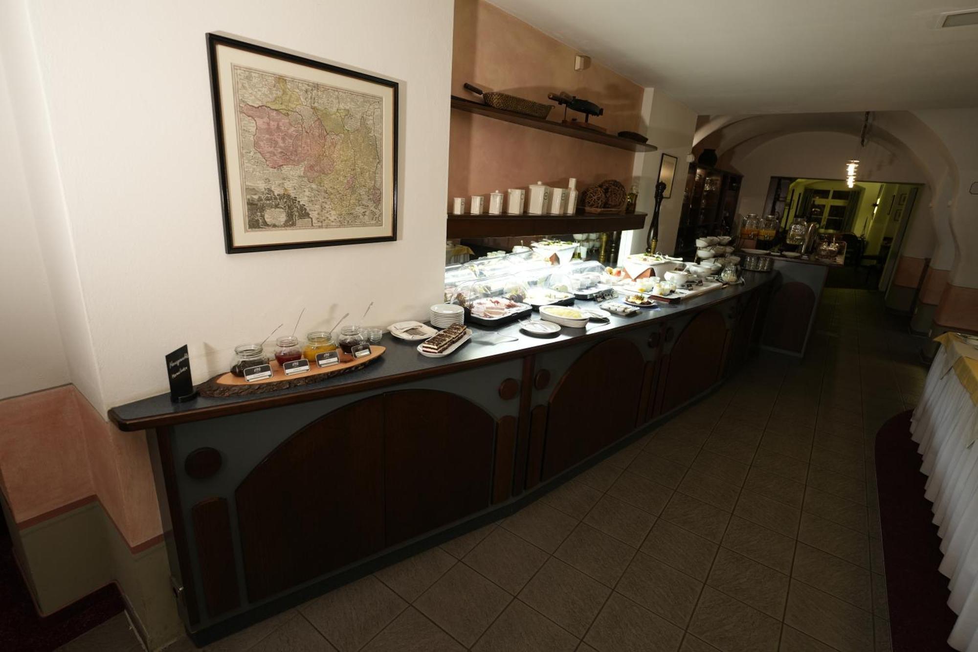 Hotel Goldener Adler 바우트젠 외부 사진