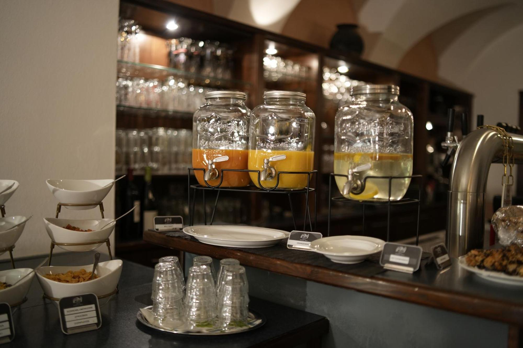 Hotel Goldener Adler 바우트젠 외부 사진