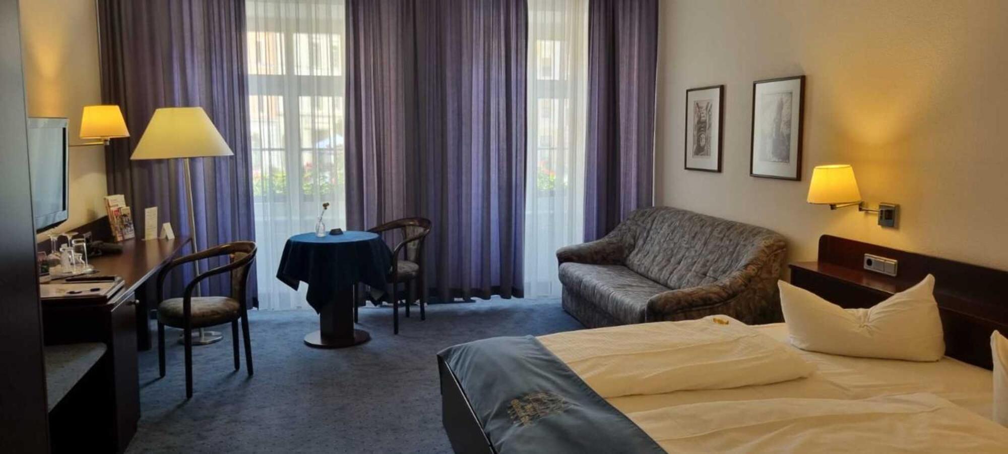 Hotel Goldener Adler 바우트젠 외부 사진