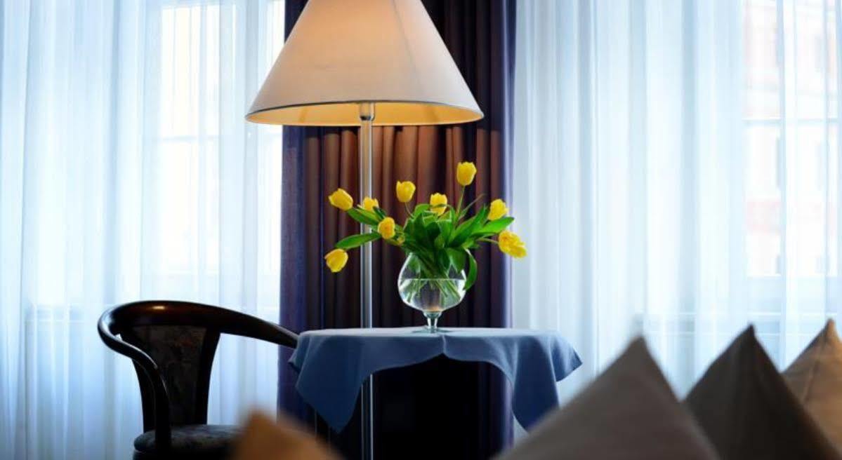 Hotel Goldener Adler 바우트젠 외부 사진